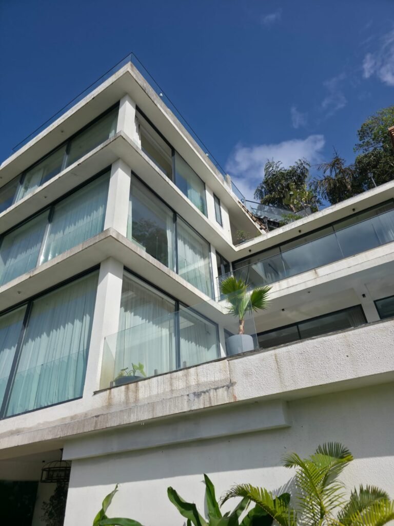 WhatsApp Image 2025-12-01 at 20.17.38_de3d8b1f-min